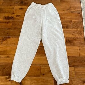 Lululemon jogger size 0